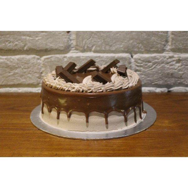 Kit-kat Chocolate Cake